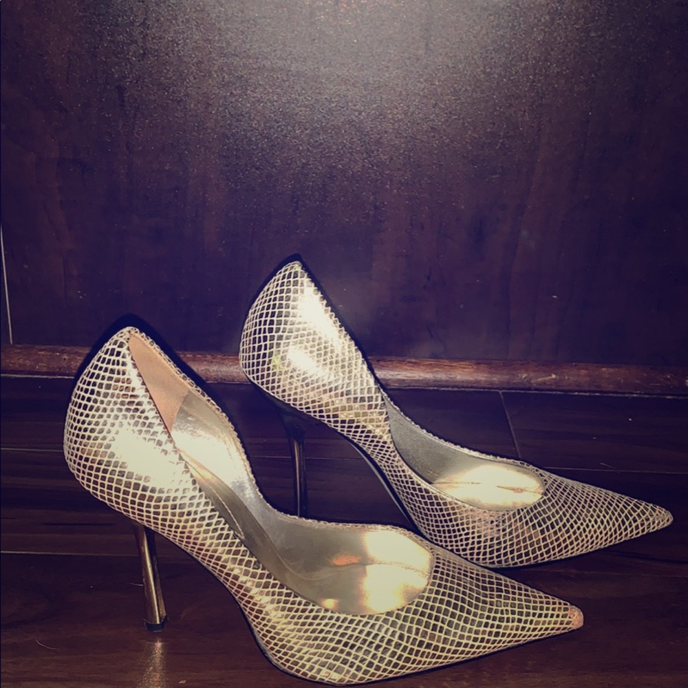 Guess stilettos